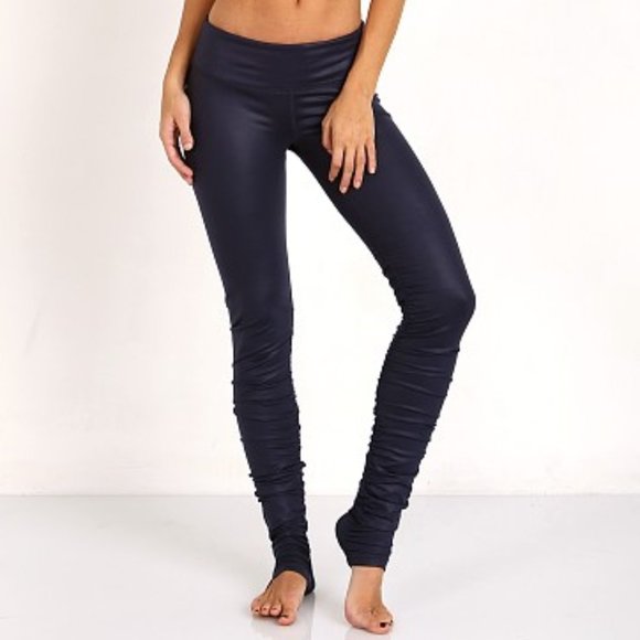 ALO Yoga Pants - Alo Yoga Navy Idol Legging